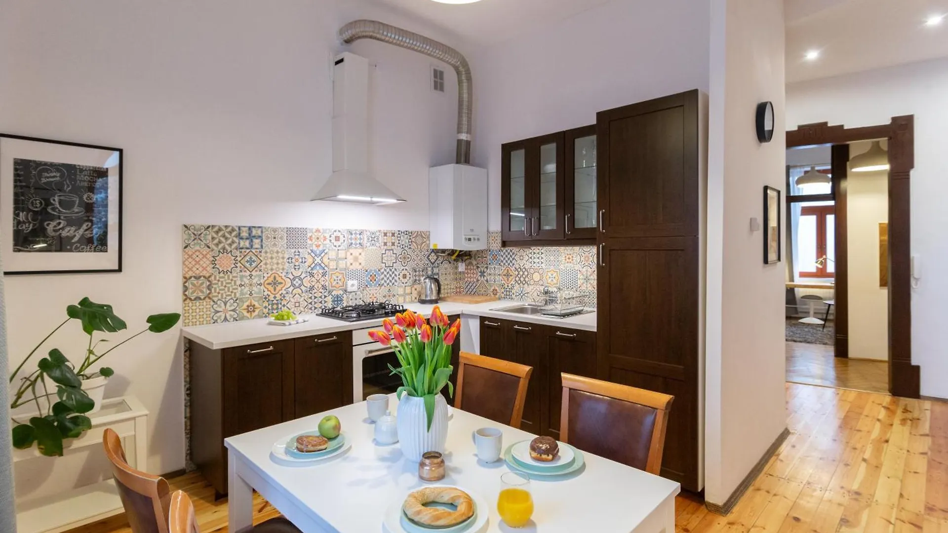 Heart And Soul, Gorgeous Two-Bedroom In The Center! Krakow 0*,  Poland